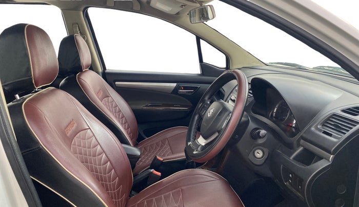 2017 Maruti Ertiga VXI, Petrol, Manual, 1,03,894 km, Right Side Front Door Cabin