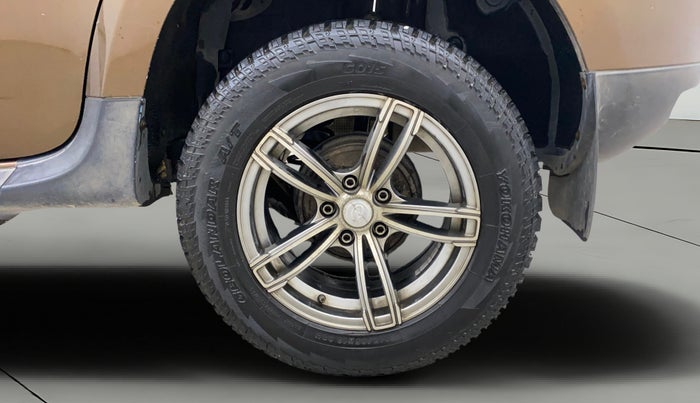 2013 Renault Duster RXL PETROL, Petrol, Manual, 1,12,488 km, Left Rear Wheel