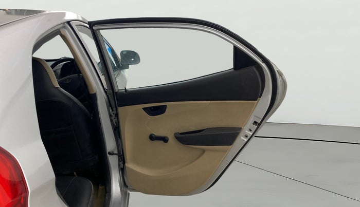 2013 Hyundai Eon MAGNA +, Petrol, Manual, 48,123 km, RHS Rear Door