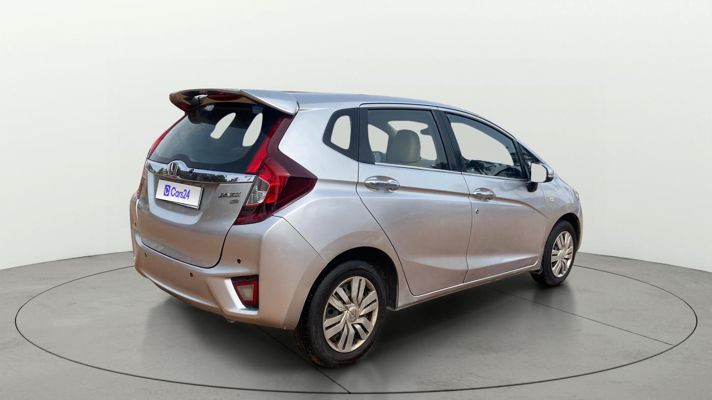 2016 Honda Jazz 1.5L I-DTEC SV, Diesel, Manual, 1,18,421 km, Right Back Diagonal