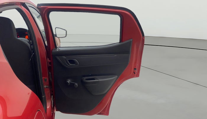 2017 Renault Kwid 1.0 RXT 02 Anniversary Edition, Petrol, Manual, 16,853 km, RHS Rear Door