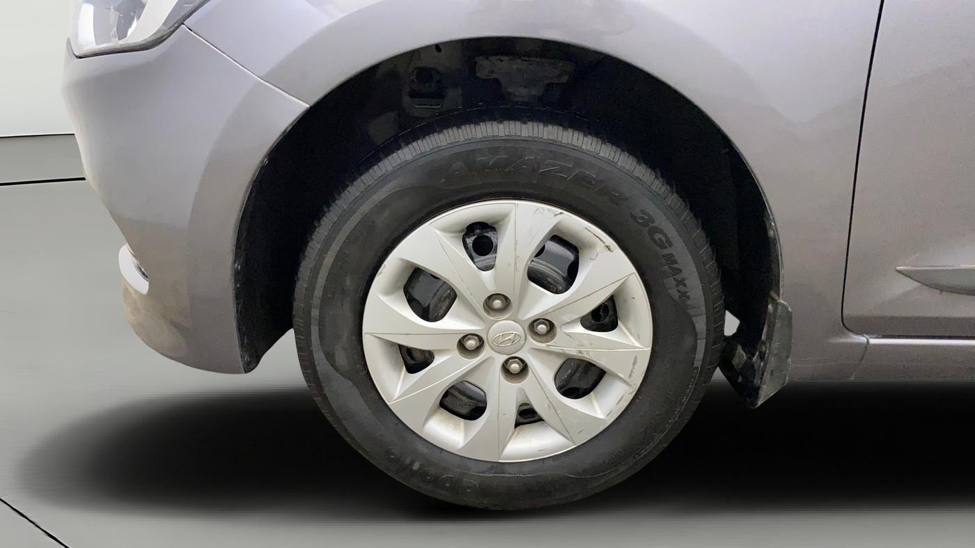 2015 Hyundai Elite i20 SPORTZ 1.2, Petrol, Manual, 55,040 km, Left Front Wheel