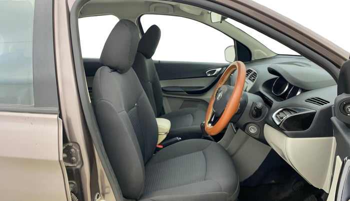 2019 Tata Tiago XZ PLUS PETROL, Petrol, Manual, 67,378 km, Right Side Front Door Cabin