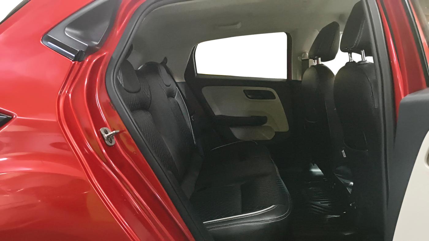 2022 Tata ALTROZ XM PLUS PETROL, Petrol, Manual, 39,741 km, Right Side Rear Door Cabin