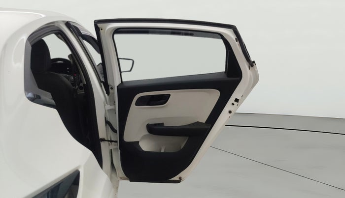 2023 Tata ALTROZ XM PLUS SUNROOF, Petrol, Manual, 22,946 km, RHS Rear Door