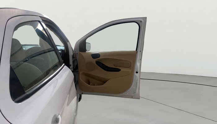 2017 Ford Figo Aspire TITANIUM 1.5 PETROL AT, Petrol, Automatic, 52,401 km, RHS Front Door