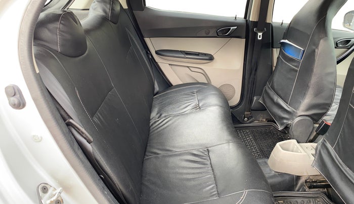 2018 Tata Tiago XT PETROL, Petrol, Manual, 73,023 km, Right Side Rear Door Cabin