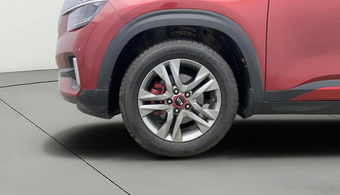 2019 KIA SELTOS GTX PLUS DCT 1.4 PETROL, Petrol, Automatic, 1,00,929 km, Left Front Wheel