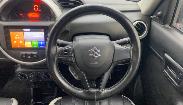 2020 Maruti S PRESSO VXI PLUS AMT, Petrol, Automatic, 36,929 km, Steering Wheel Close Up