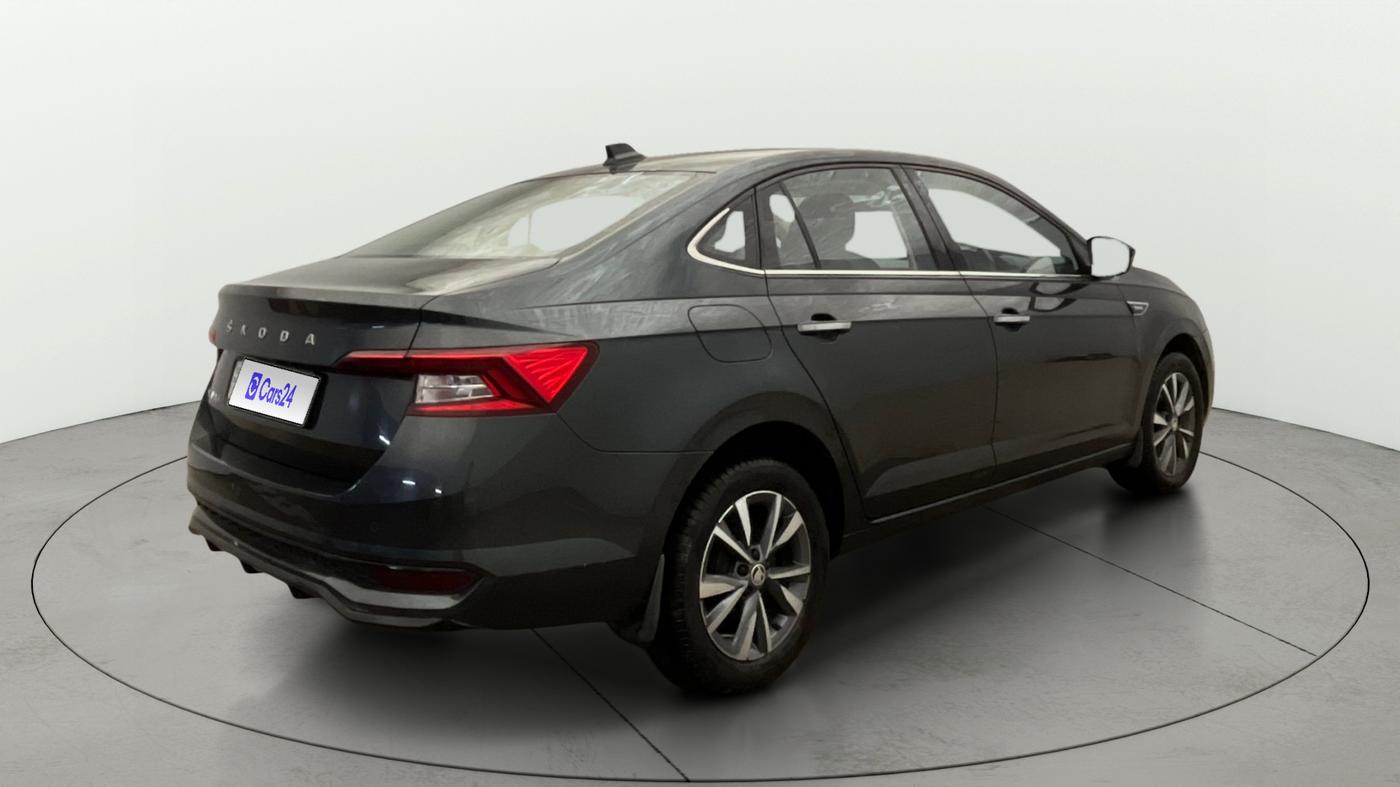 2022 Skoda SLAVIA STYLE 1.5L TSI DSG, Petrol, Automatic, 48,901 km, Right Back Diagonal