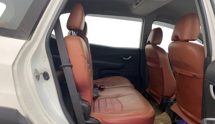 2016 Honda BR-V 1.5L I-VTEC V CVT, Petrol, Automatic, 48,449 km, Right Side Rear Door Cabin