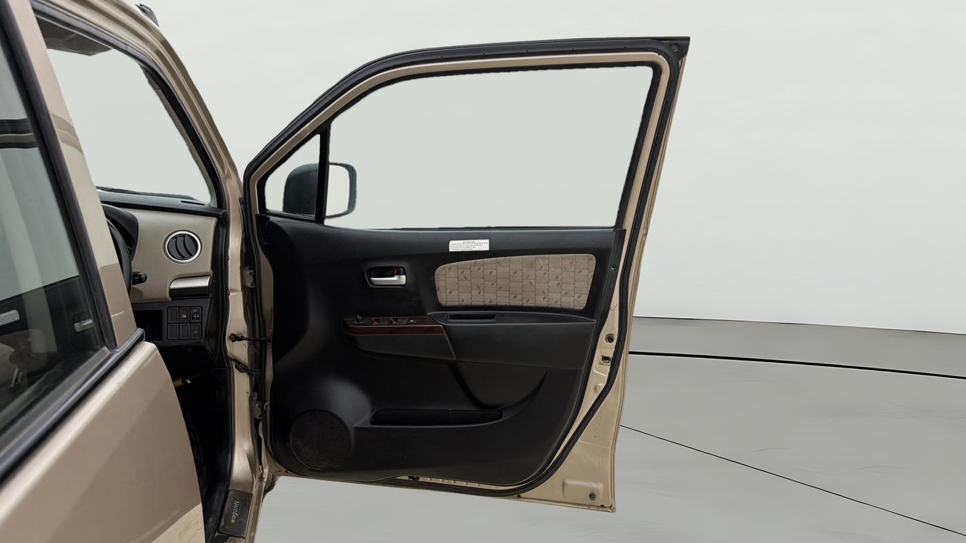 2016 Maruti Wagon R 1.0 VXI (O) AMT, Petrol, Automatic, 52,231 km, RHS Front Door