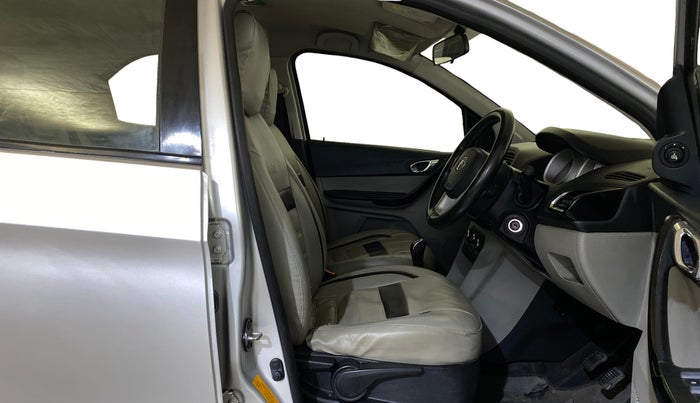2016 Tata Tiago XZ PETROL, Petrol, Manual, 58,494 km, Right Side Front Door Cabin