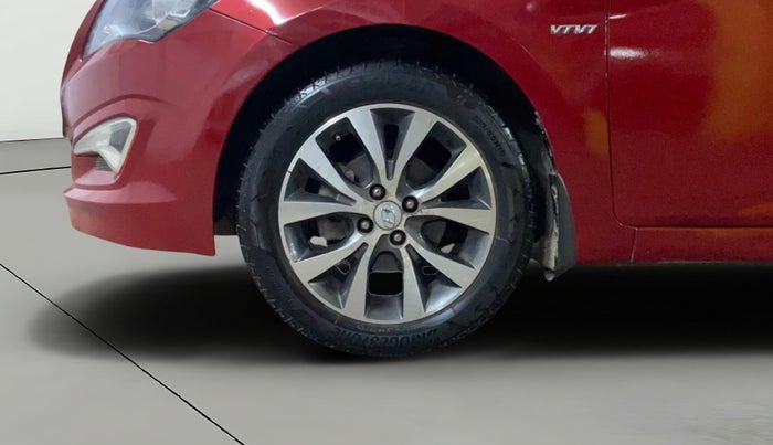 2016 Hyundai Verna 1.6 VTVT SX AT, Petrol, Automatic, 69,543 km, Left Front Wheel