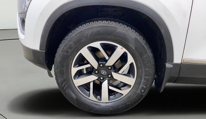 2022 Tata Harrier XZA SUROOF 2.0L DUAL TONE, Diesel, Automatic, 59,452 km, Left Front Wheel