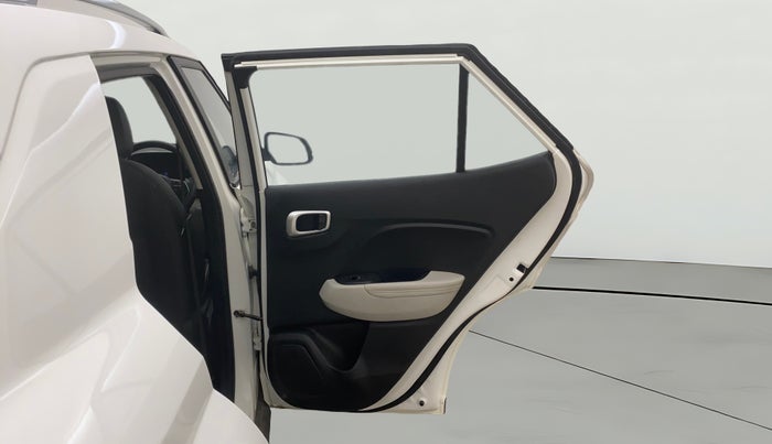 2023 Hyundai VENUE SX (O) 1.0 TURBO DCT, Petrol, Automatic, 20,814 km, RHS Rear Door