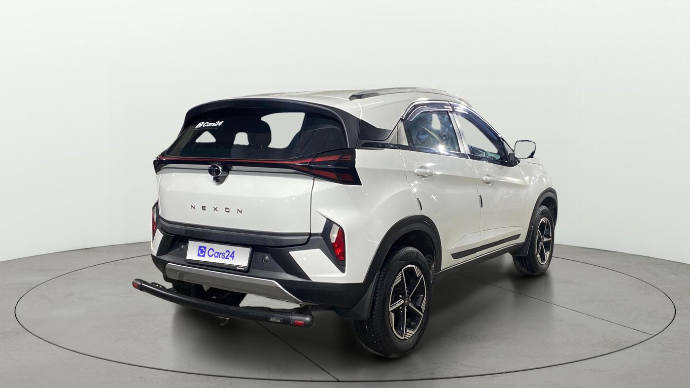 2025 Tata NEXON CREATIVE + SUNROOF 1.2 PETROL, Petrol, Manual, 8,414 km, Right Back Diagonal