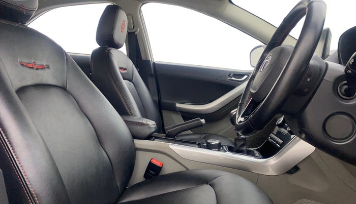 2018 Tata NEXON XZ PLUS PETROL, Petrol, Manual, 43,784 km, Right Side Front Door Cabin