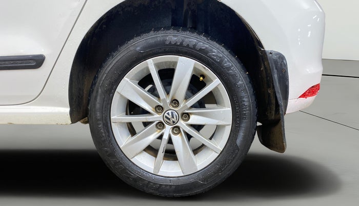 2014 Volkswagen Polo HIGHLINE1.2L, Petrol, Manual, 70,943 km, Left Rear Wheel