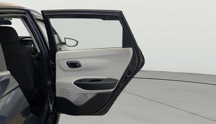 2024 Hyundai NEW I20 Sportz (O) 1.2 IVT, Petrol, Automatic, 8,150 km, RHS Rear Door