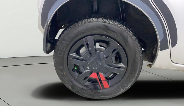 2018 Datsun Redi Go T(O) 1.0L LIMITED EDITION, Petrol, Manual, 85,956 km, Right Rear Wheel