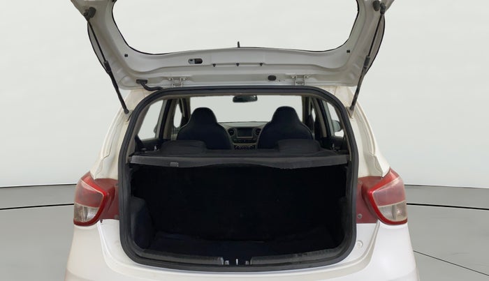 2017 Hyundai Grand i10 SPORTZ (O) 1.2 KAPPA VTVT, Petrol, Manual, 47,150 km, Boot Open Zoomed View