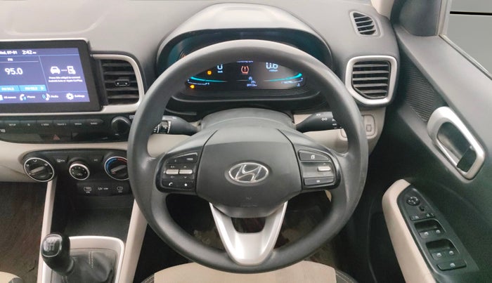 2023 Hyundai VENUE S(O) 1.2, Petrol, Manual, 89,108 km, Steering Wheel Close Up