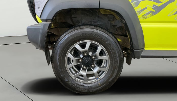 2025 Maruti JIMNY ALPHA ALL GRIP PRO AT, Petrol, Automatic, 6,267 km, Right Rear Wheel