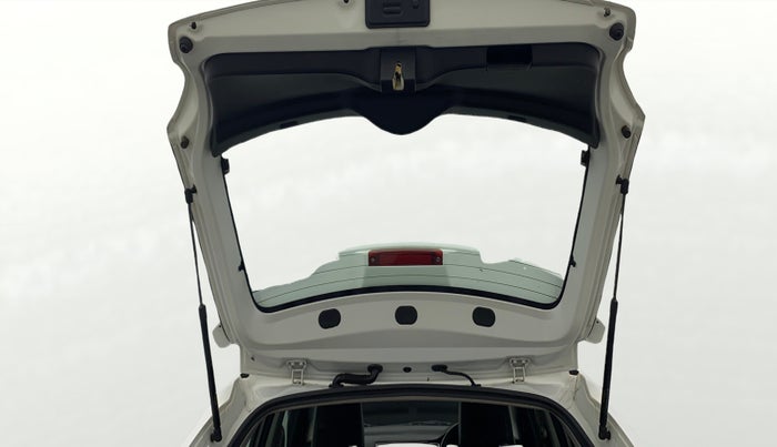 2018 Maruti Baleno ZETA PETROL 1.2, Petrol, Manual, 65,536 km, Boot Door Open