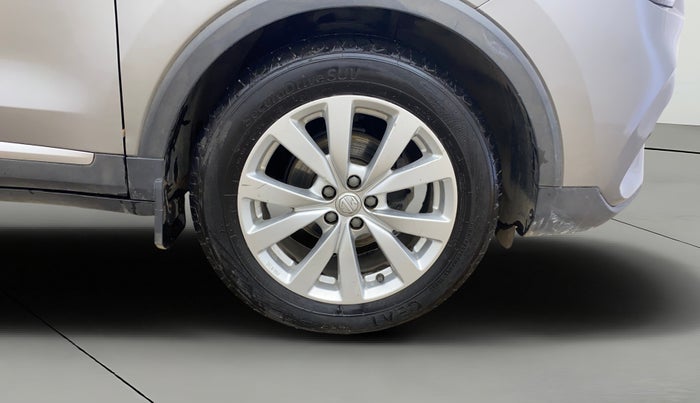 2023 MG ASTOR SUPER 1.5 MT, Petrol, Manual, 48,083 km, Right Front Wheel