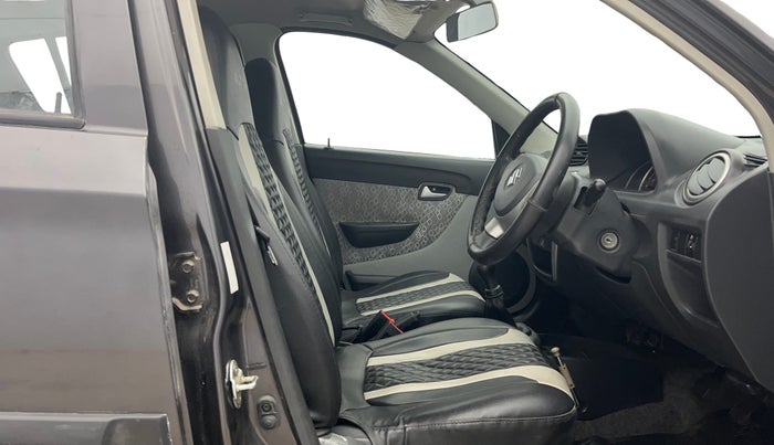 2017 Maruti Alto 800 VXI, Petrol, Manual, 59,443 km, Right Side Front Door Cabin