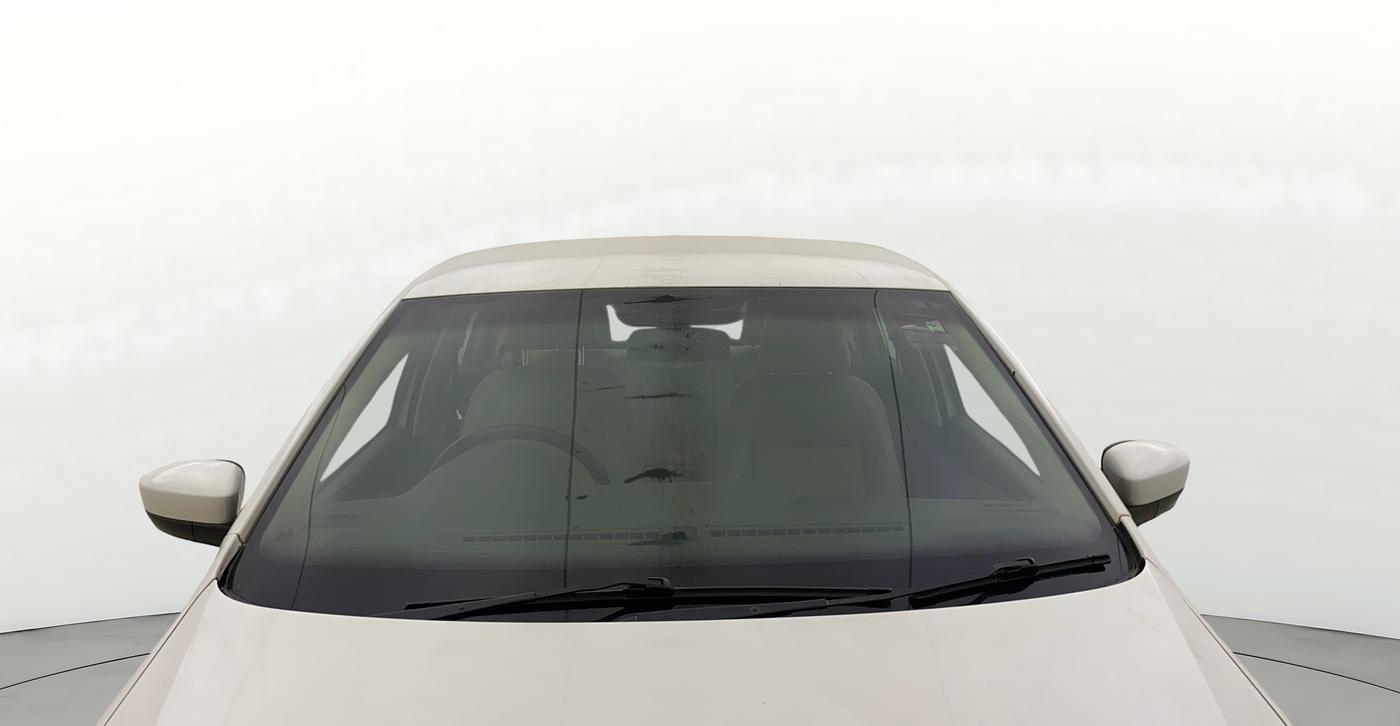 2014 Volkswagen Vento HIGHLINE PETROL AT, Petrol, Automatic, 92,803 km, Front Windshield