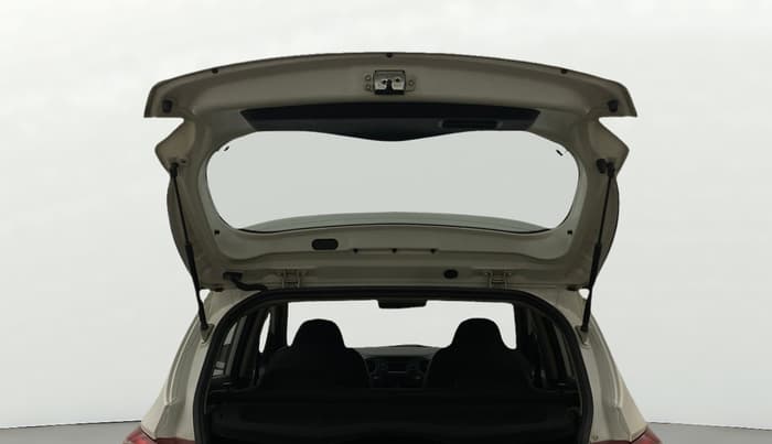 2016 Hyundai Grand i10 SPORTZ 1.1 CRDI, Diesel, Manual, 87,824 km, Boot Door Open