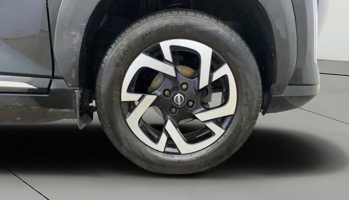 2023 Nissan MAGNITE XV MT, Petrol, Manual, 22,594 km, Right Front Wheel
