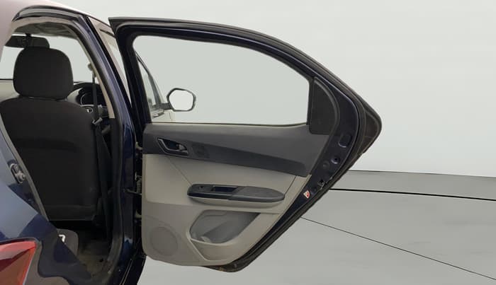 2022 Tata Tiago XT CNG, CNG, Manual, 84,710 km, RHS Rear Door