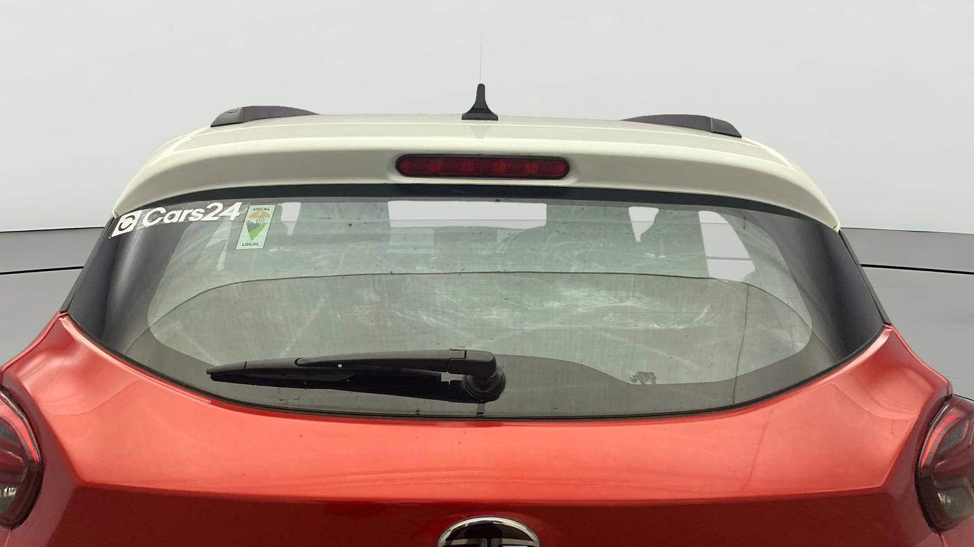 2025 Tata PUNCH Creative Plus (S) AMT, Petrol, Automatic, 19,349 km, Rear Windshield