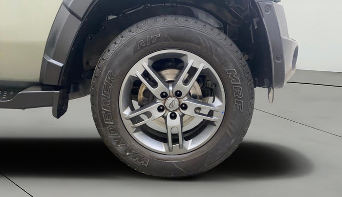 2021 Mahindra Thar LX  P 4WD AT CONVERTIBLE, Petrol, Automatic, 25,056 km, Right Front Wheel