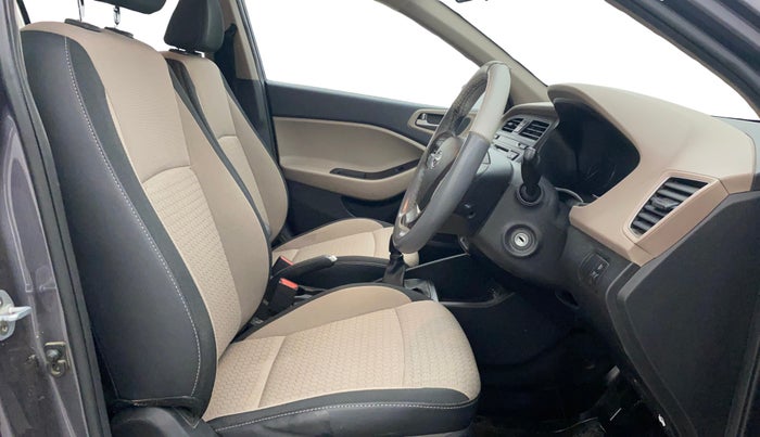 2016 Hyundai Elite i20 MAGNA 1.2, Petrol, Manual, 77,038 km, Right Side Front Door Cabin