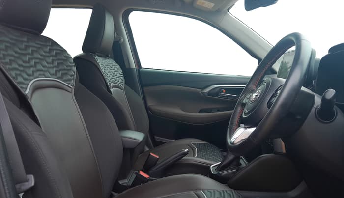 2023 Toyota URBAN CRUISER HYRYDER G HYBRID, Hybrid, Automatic, 64,269 km, Right Side Front Door Cabin