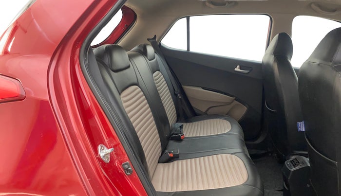 2018 Hyundai Grand i10 SPORTZ AT 1.2 KAPPA VTVT, Petrol, Automatic, 69,982 km, Right Side Rear Door Cabin