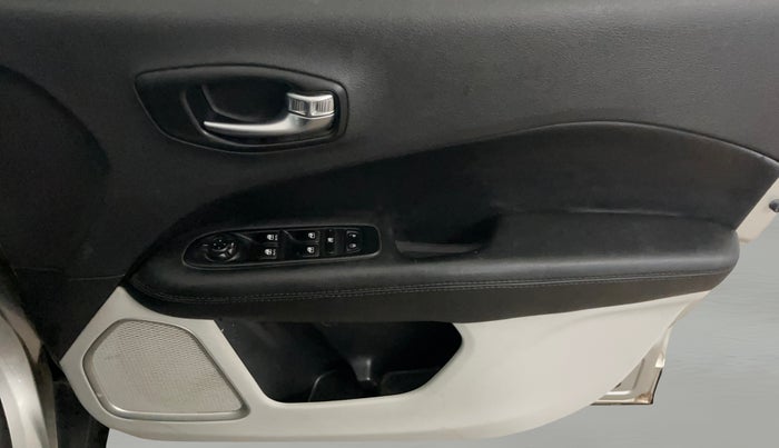 2017 Jeep Compass LIMITED 1.4 PETROL AT, Petrol, Automatic, 57,044 km, Driver Side Door Panels Control