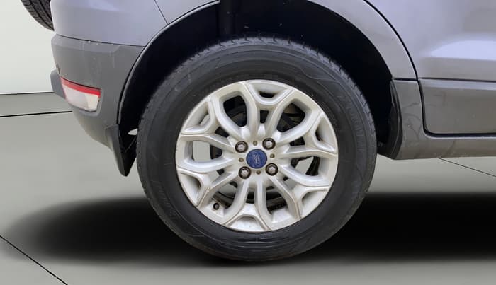 2017 Ford Ecosport TITANIUM 1.5L DIESEL, Diesel, Manual, 1,48,216 km, Right Rear Wheel
