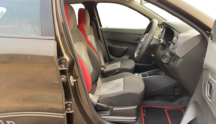 2020 Renault Kwid RXT 1.0 AMT (O), Petrol, Automatic, 23,783 km, Right Side Front Door Cabin