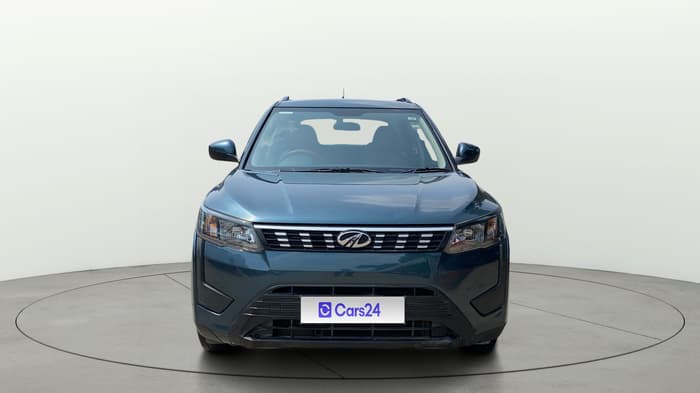 2022 Mahindra XUV300 W6 1.2 PETROL AMT, Petrol, Automatic, 91,301 km, Front