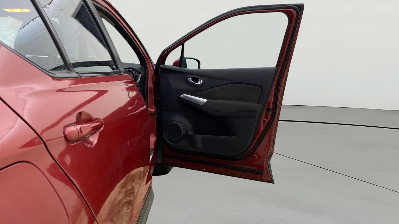 2019 Nissan Kicks XL 1.5, CNG, Manual, 55,560 km, RHS Front Door