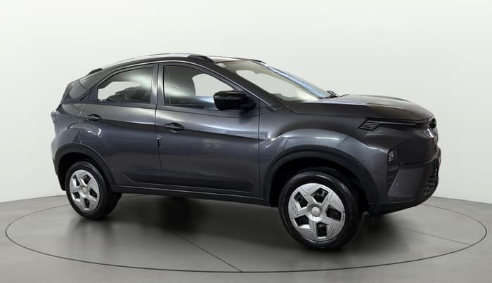 2024 Tata NEXON SMART+ 1.2 PETROL, CNG, Manual, 16,614 km, Right Front Diagonal