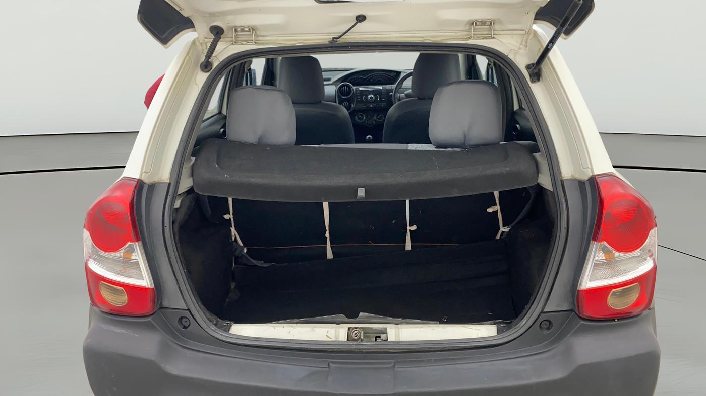 2014 Toyota Etios CROSS 1.2 G, Petrol, Manual, 70,160 km, Boot Open Zoomed View