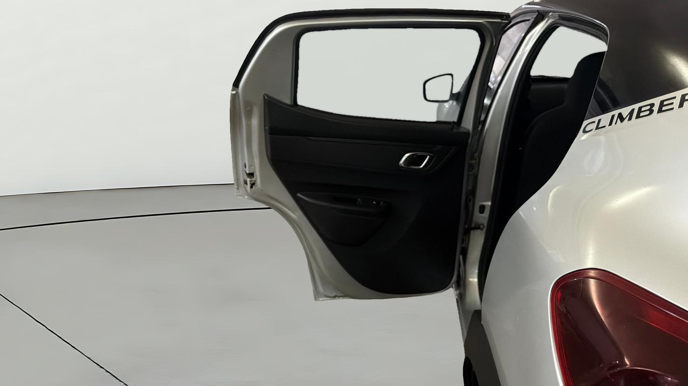 2024 Renault Kwid CLIMBER MT 1.0, CNG, Manual, 9,942 km, LHS Rear Door