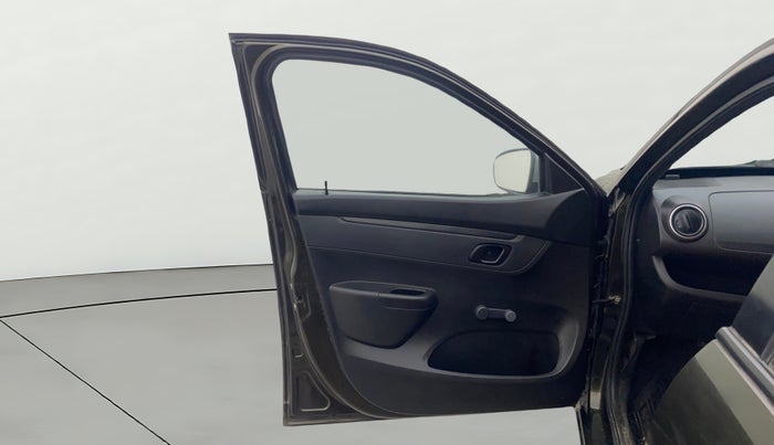 2018 Renault Kwid RXL 1.0, Petrol, Manual, 77,765 km, LHS Front Door