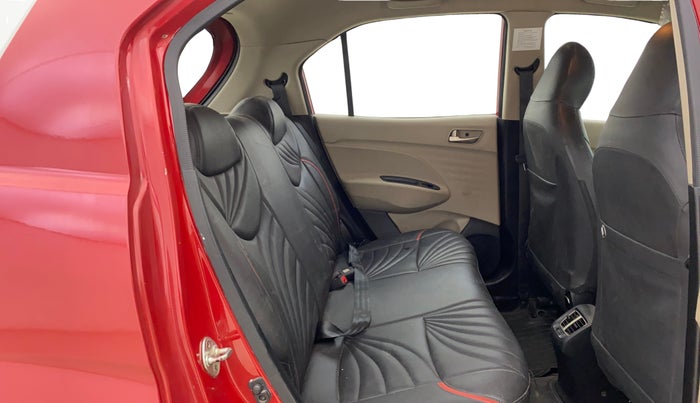 2018 Hyundai NEW SANTRO MAGNA CNG, CNG, Manual, 63,623 km, Right Side Rear Door Cabin